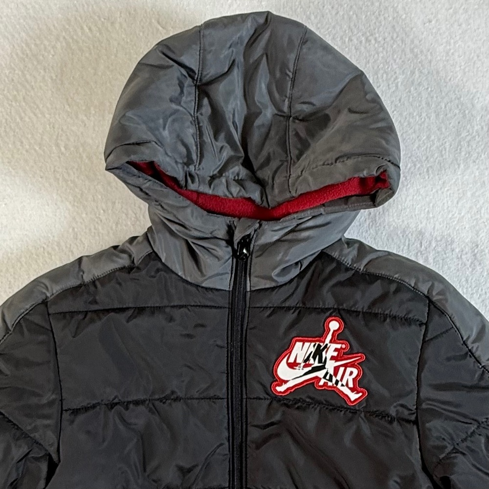 Jordan Puffer Jacket Kids Small 8-10 Nike Air Jumpman Hooded Black Gray